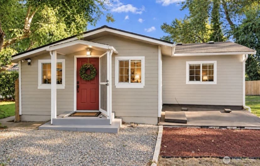 Property photo for 469 Maple Avenue Sw, Renton