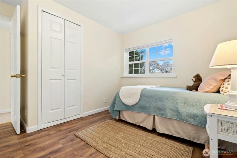 Property photo for 469 Maple Avenue Sw, Renton photo 17