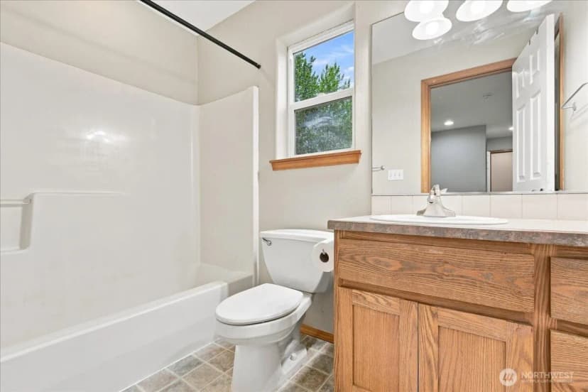 Property photo for 919 Nw 11th Avenue, Battle Ground photo 26