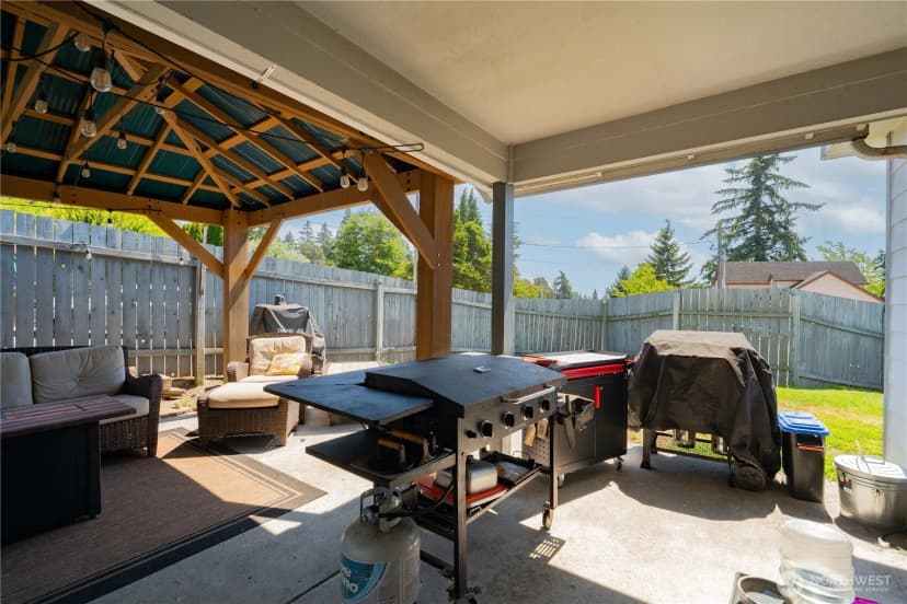 Property photo for 414 N 3rd Place, Kalama photo 24