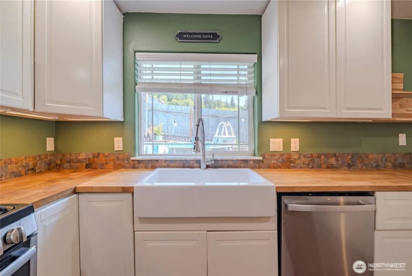 Property photo for 414 N 3rd Place, Kalama photo 8