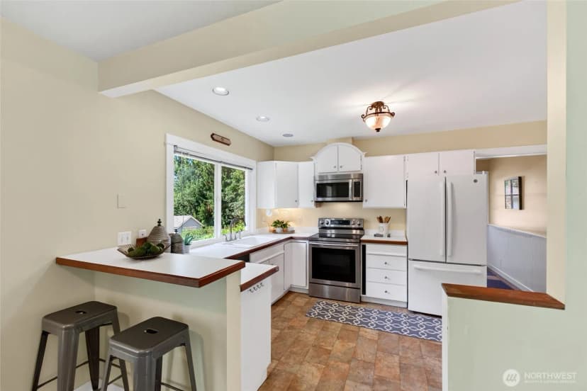 Property photo for 906 Sw 130th Street, Burien photo 10
