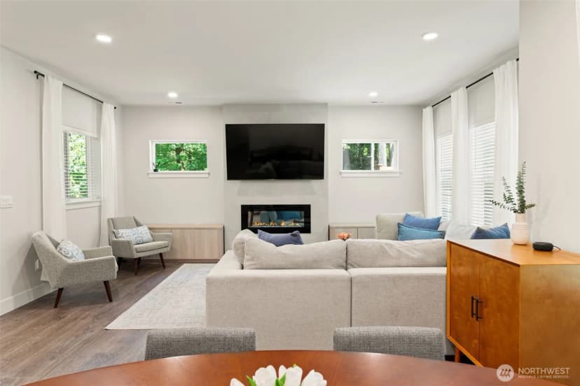 Property photo for 18804 14th Place W, Lynnwood photo 6