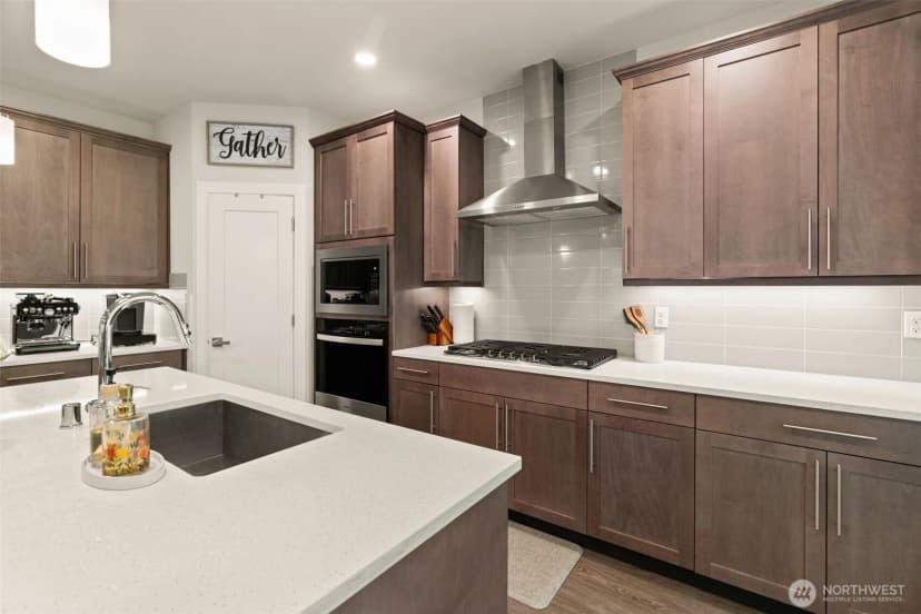 Property photo for 18804 14th Place W, Lynnwood photo 12