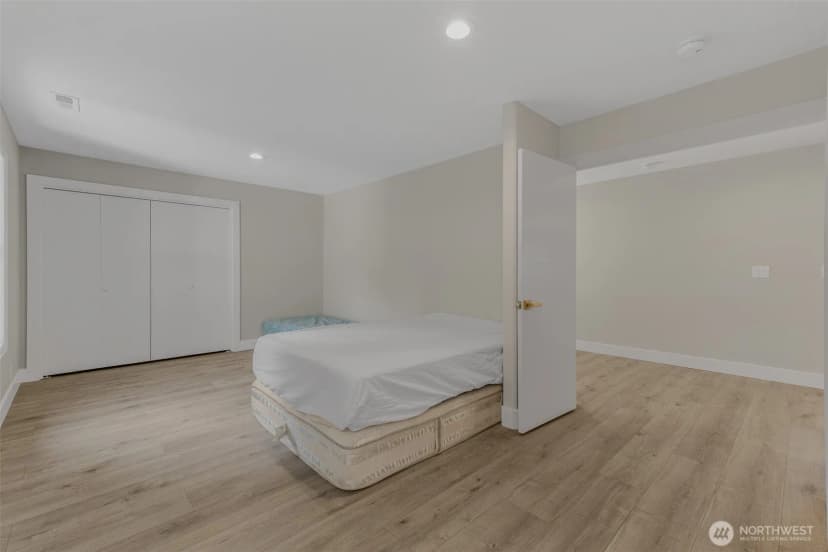 Property photo for 2222 Nw Iris Court, Camas photo 32