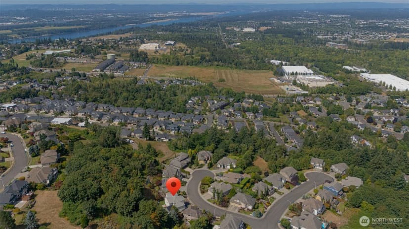 Property photo for 2222 Nw Iris Court, Camas photo 38