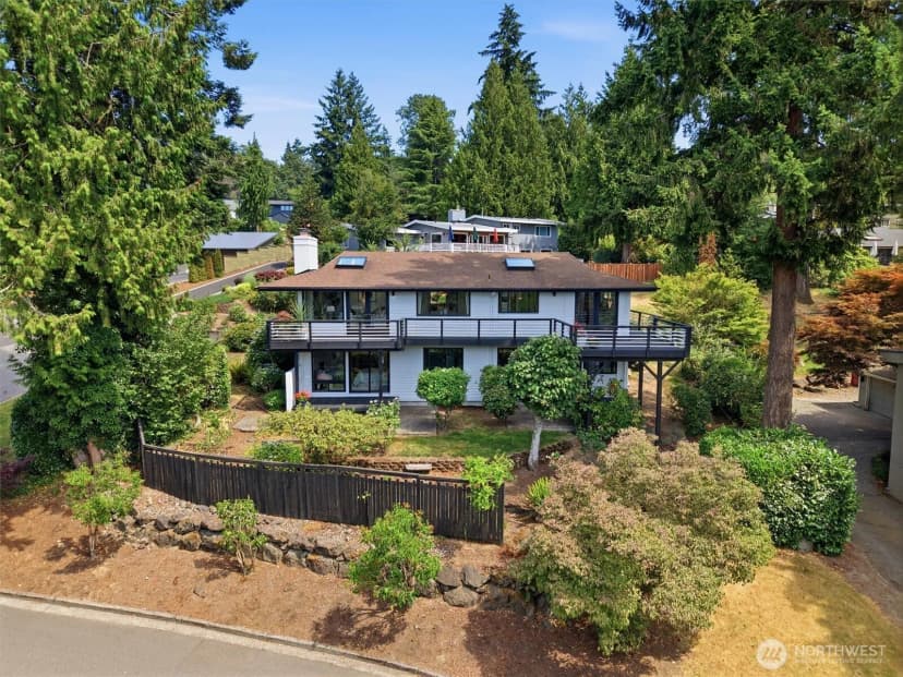 Property photo for 4802 111th Avenue Ne, Kirkland photo 32