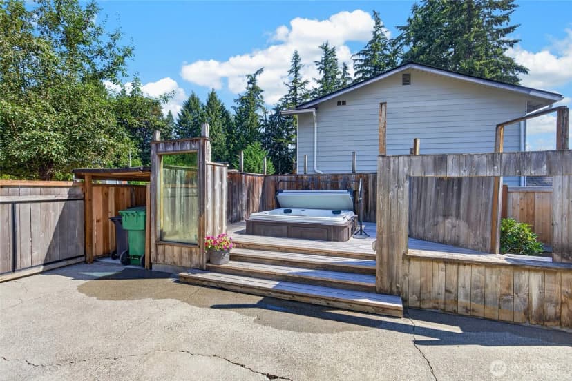 Property photo for 11725 47th Drive Ne, Marysville photo 24