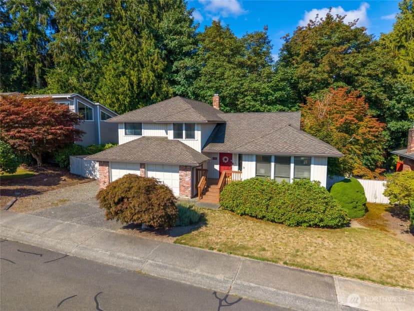 Property photo for 10704 44th Avenue Se, Everett