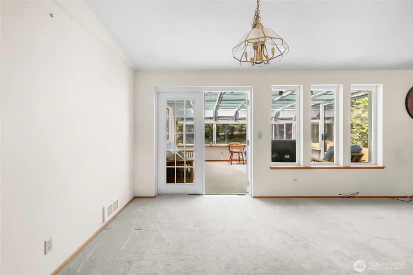 Property photo for 319 Shelter Bay Drive, La Conner photo 14