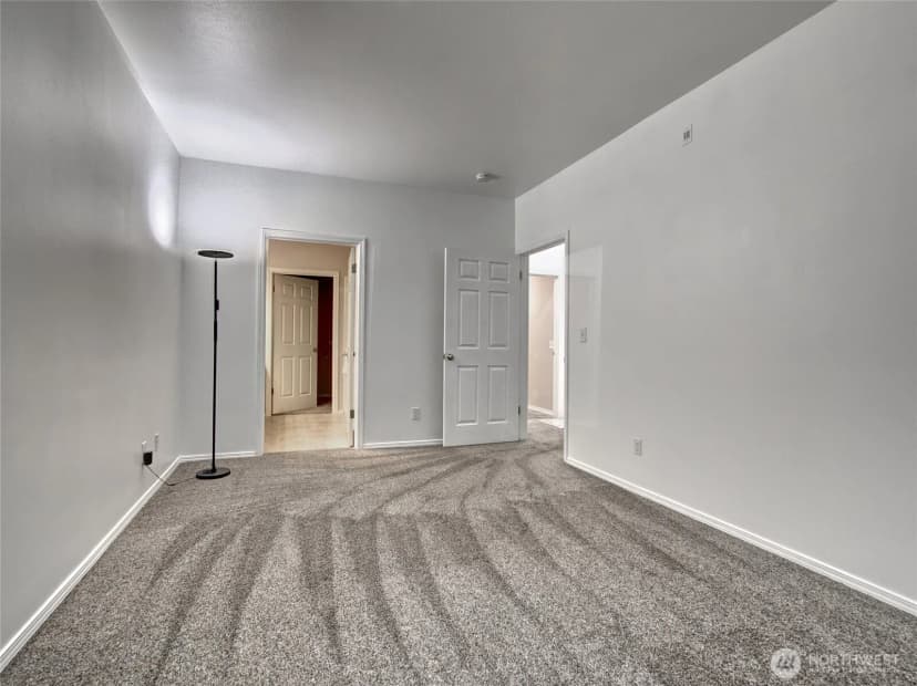 Property photo for 714 228th Street Sw #o-101, Bothell photo 15