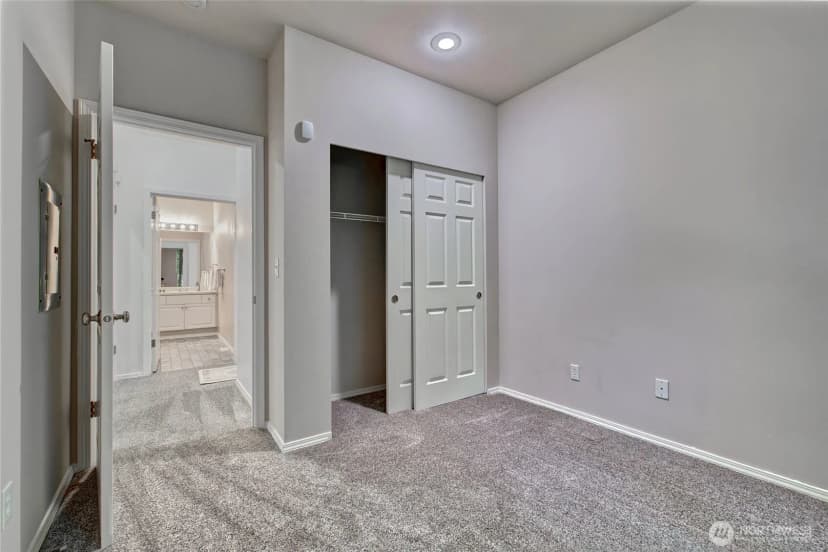 Property photo for 714 228th Street Sw #o-101, Bothell photo 20