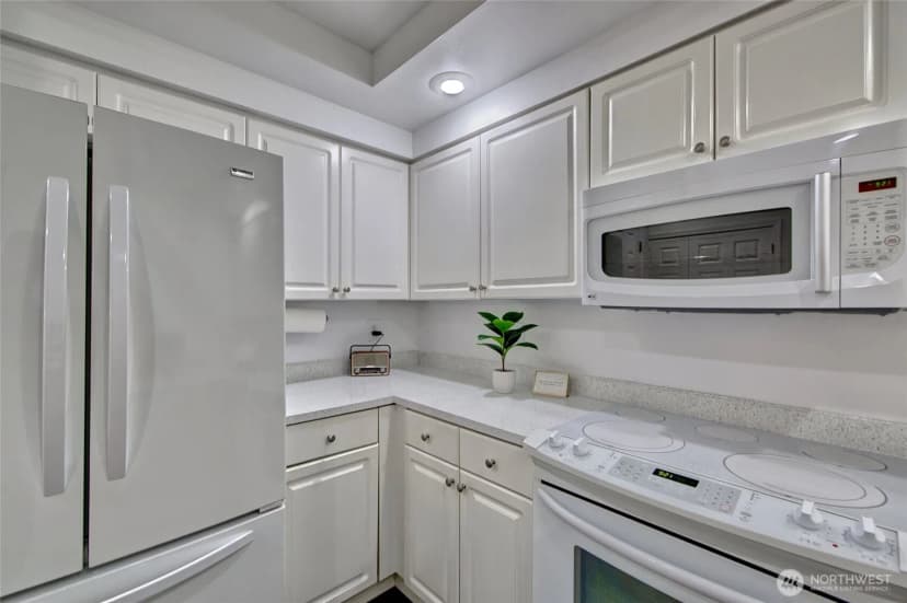 Property photo for 714 228th Street Sw #o-101, Bothell photo 11