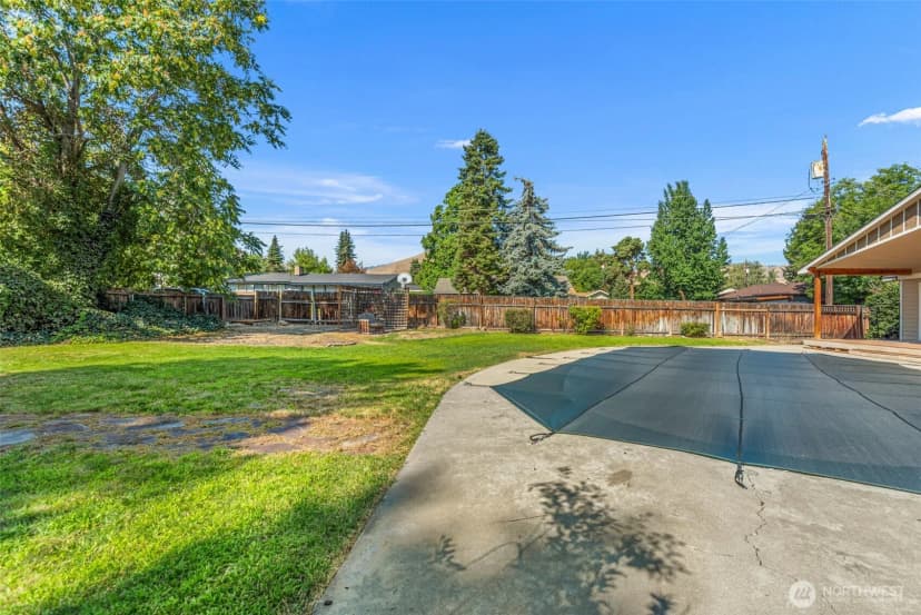 Property photo for 1225 Castlerock Avenue, Wenatchee photo 38