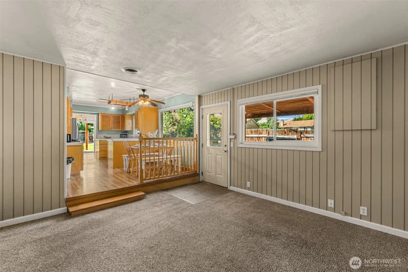 Property photo for 1225 Castlerock Avenue, Wenatchee photo 12
