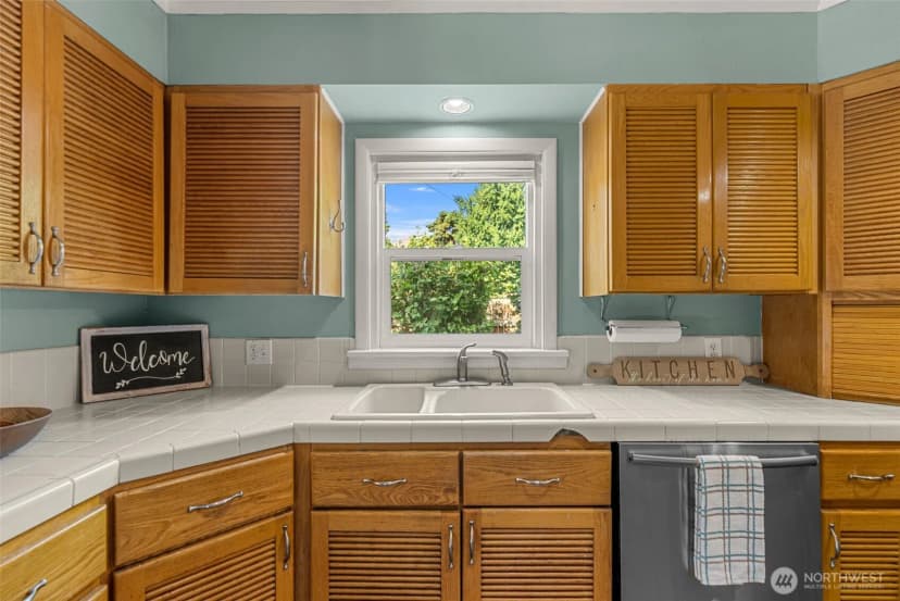 Property photo for 1225 Castlerock Avenue, Wenatchee photo 16