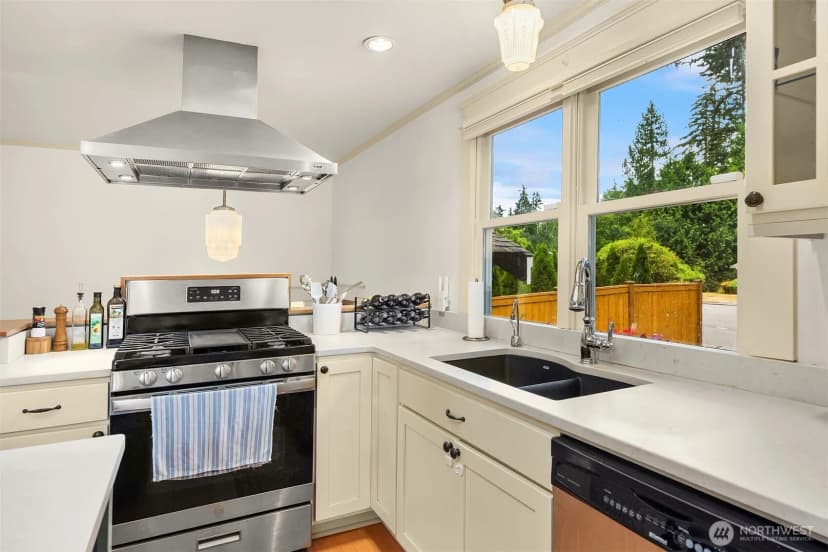 Property photo for 13525 Ne 188th Place, Woodinville photo 10