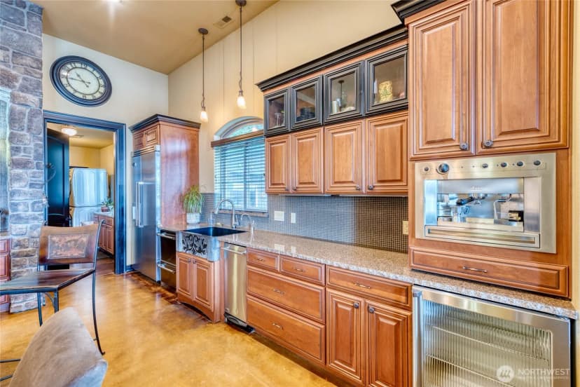 Property photo for 15718 Scenic Shores Drive Se, Yelm photo 13