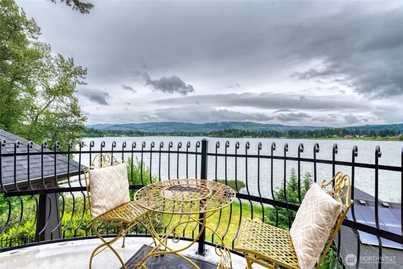 Property photo for 15718 Scenic Shores Drive Se, Yelm photo 31