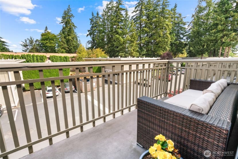 Property photo for 7803 218 Street Sw #d, Edmonds photo 23