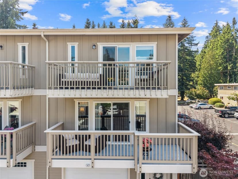 Property photo for 7803 218 Street Sw #d, Edmonds photo 30