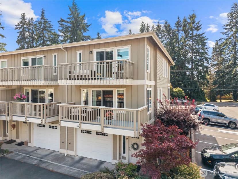Property photo for 7803 218 Street Sw #d, Edmonds