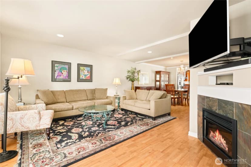 Property photo for 7803 218 Street Sw #d, Edmonds photo 14