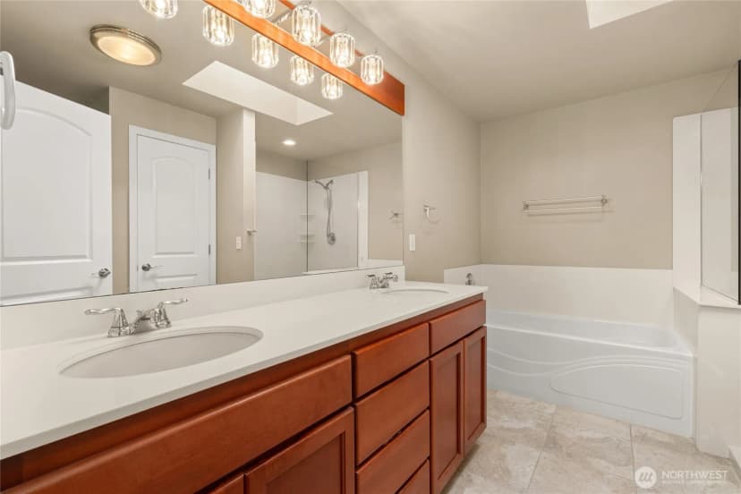 Property photo for 7803 218 Street Sw #d, Edmonds photo 24
