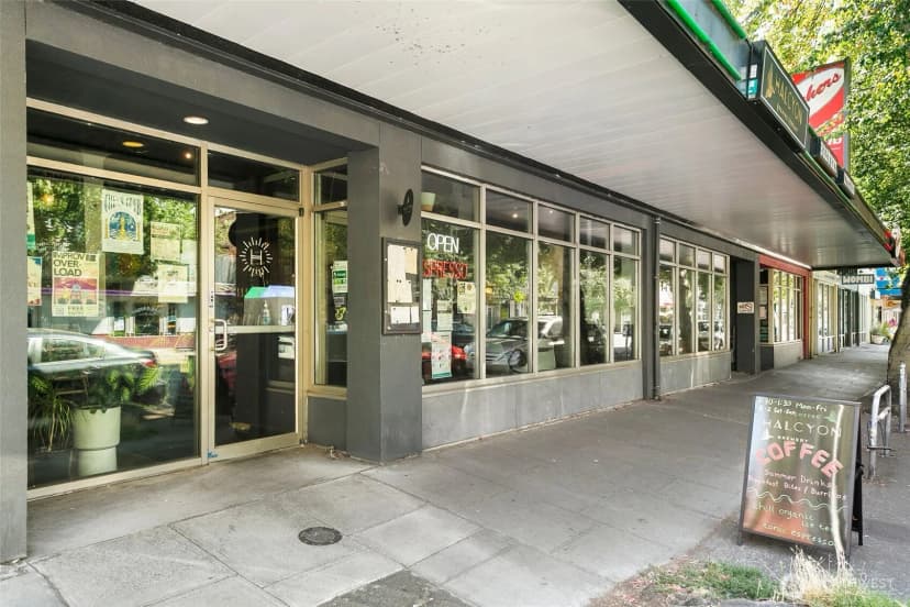 Property photo for 9255 Greenwood Avenue N #27, Seattle photo 22