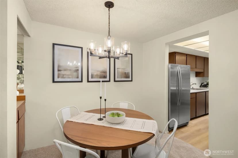 Property photo for 4727 W Lake Sammamish Parkway Se #b206, Issaquah photo 11