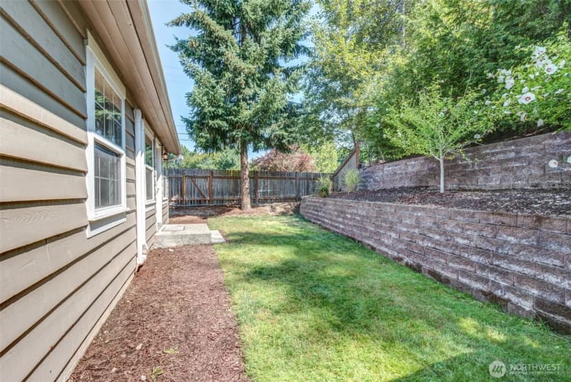 Property photo for 8183 Ne 165th Street, Kenmore photo 20