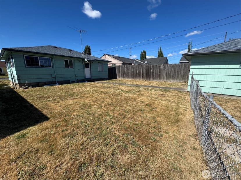 Property photo for 352 28th Avenue, Longview photo 16