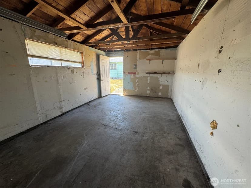 Property photo for 352 28th Avenue, Longview photo 18
