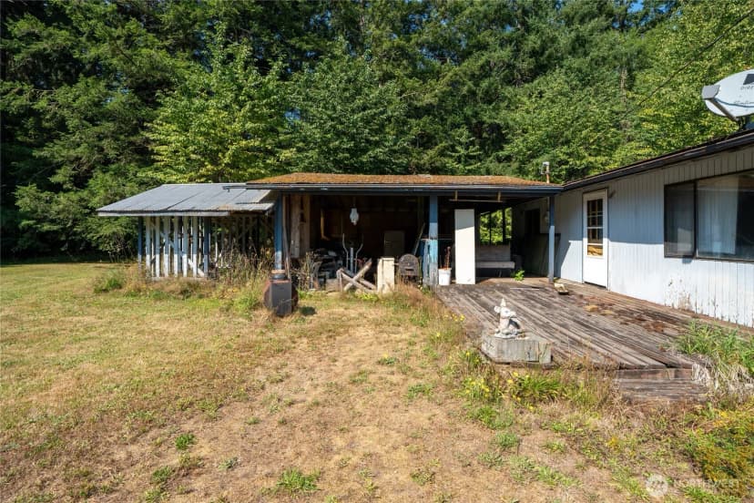 Property photo for 22520 State Route 706 E, Ashford photo 20
