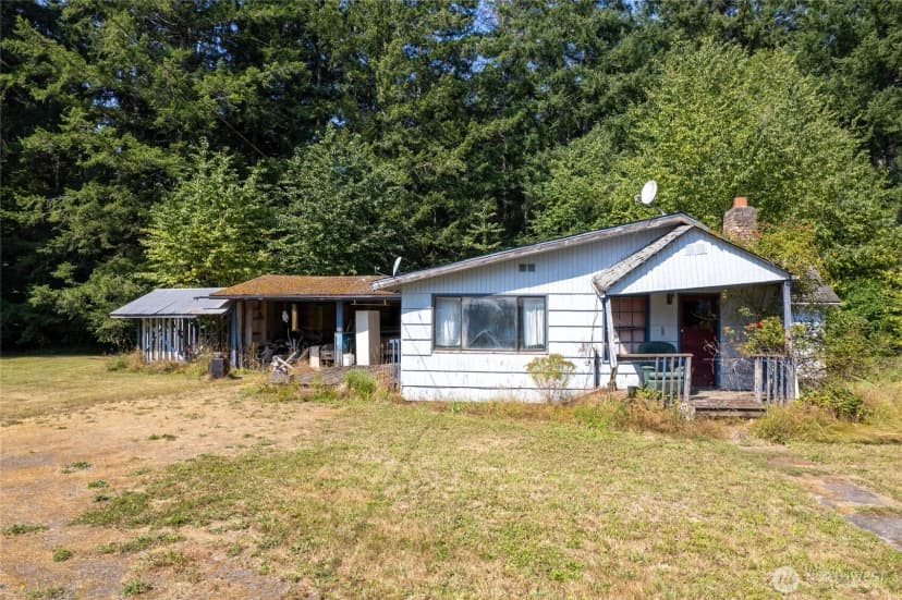 Property photo for 22520 State Route 706 E, Ashford photo 38