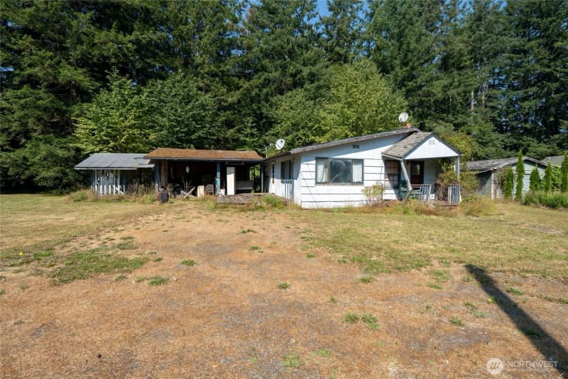 Property photo for 22520 State Route 706 E, Ashford photo 39