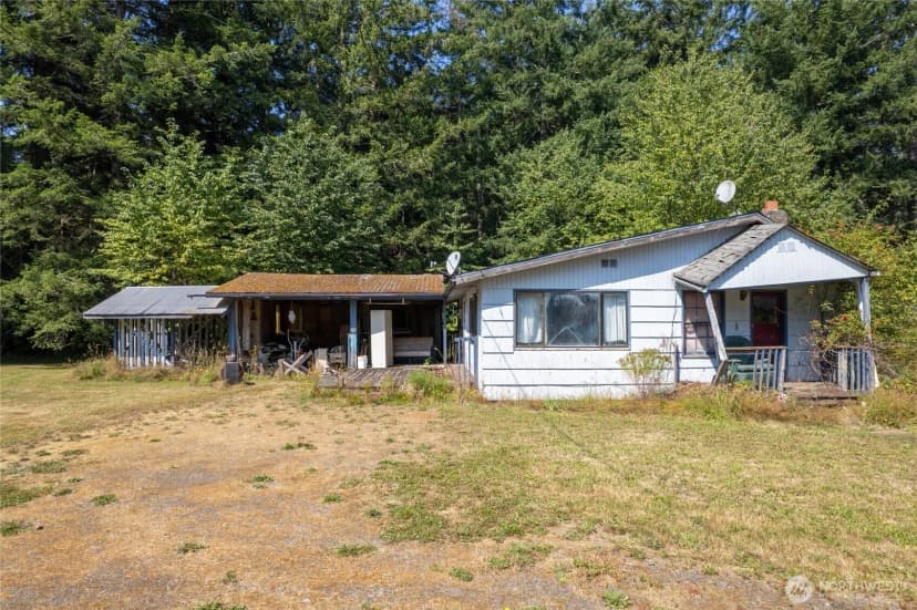 Property photo for 22520 State Route 706 E, Ashford photo 18