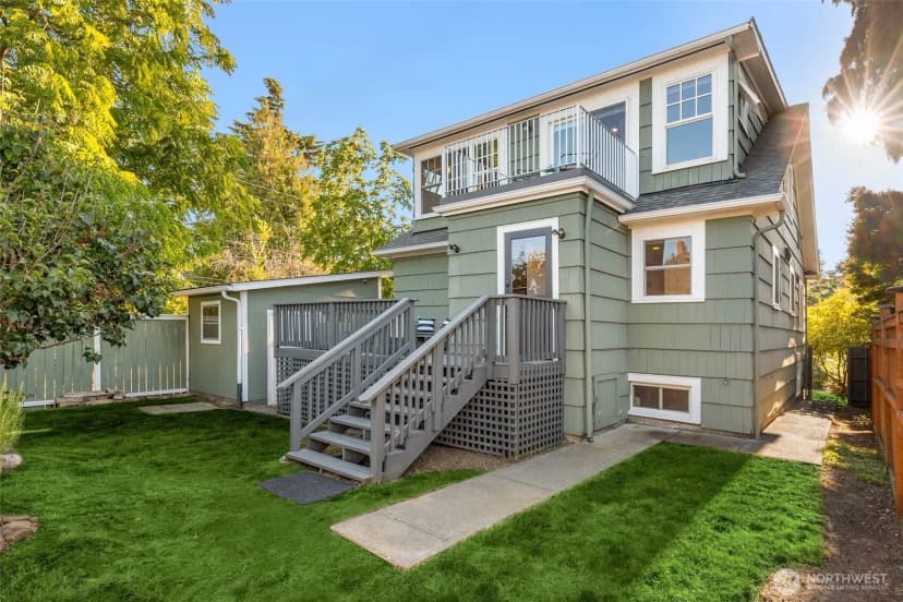 Property photo for 3058 38th Avenue Sw, Seattle photo 34