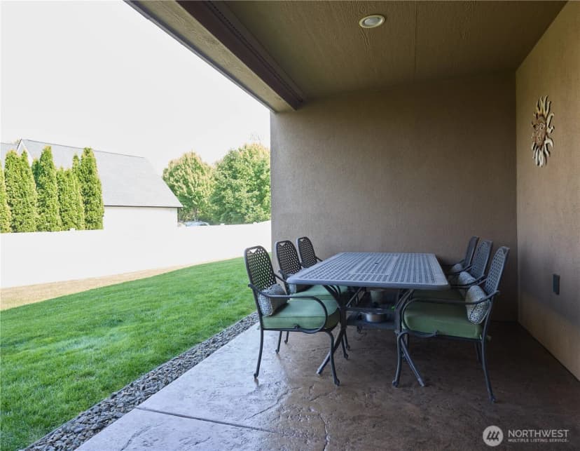 Property photo for 404 Coyote Ridge Dr, Walla Walla photo 28
