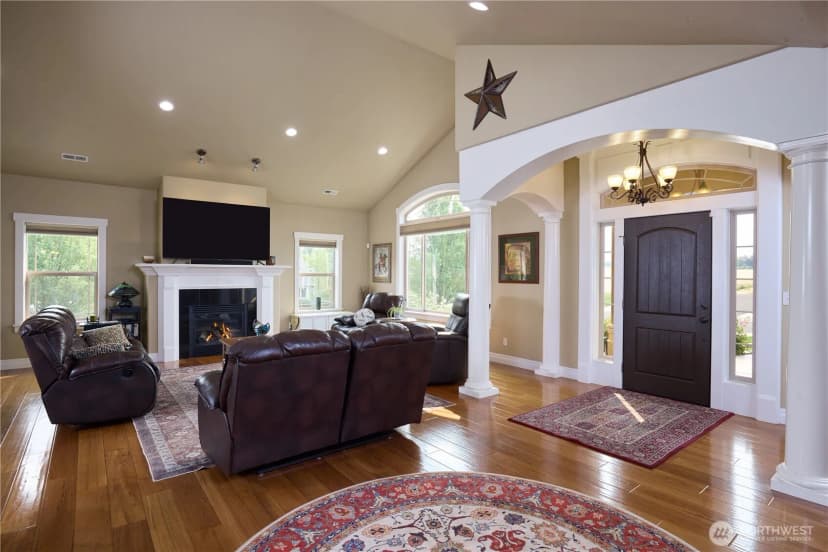 Property photo for 404 Coyote Ridge Dr, Walla Walla photo 5