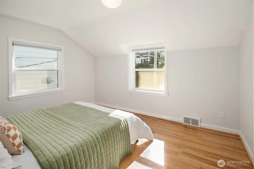 Property photo for 7346 19th Avenue Ne, Seattle photo 24