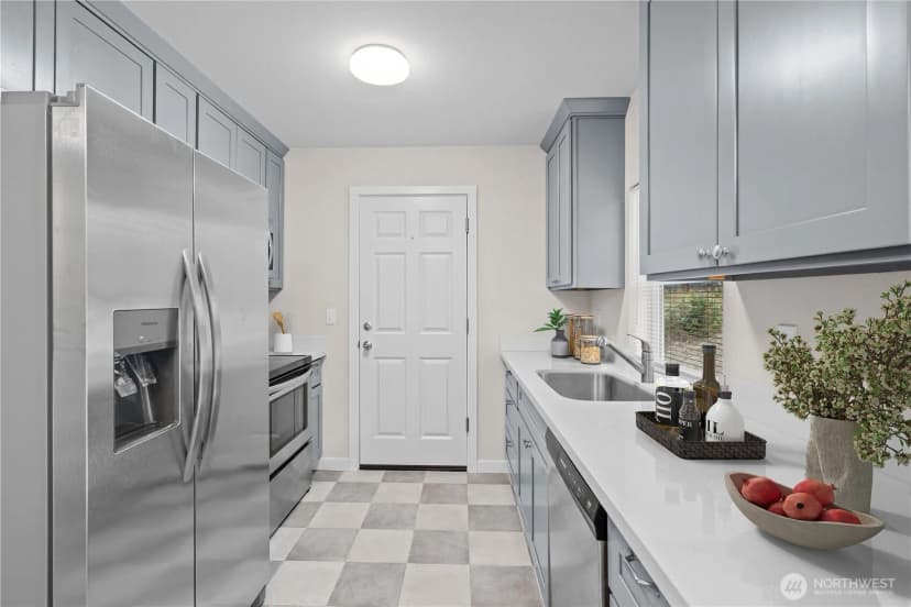 Property photo for 18412 Rampart Court Se, Yelm photo 7