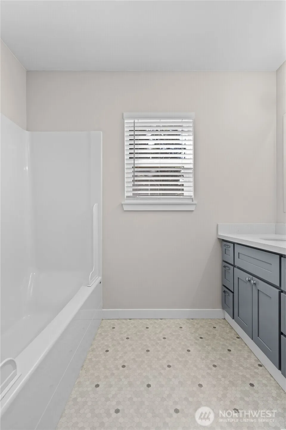 Property photo for 18412 Rampart Court Se, Yelm photo 15