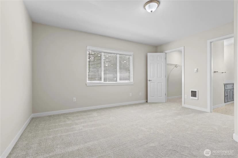 Property photo for 18412 Rampart Court Se, Yelm photo 9