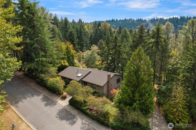 Property photo for 13233 Se 51st Place, Bellevue photo 5