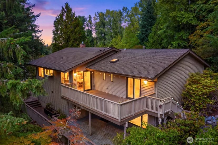 Property photo for 13233 Se 51st Place, Bellevue
