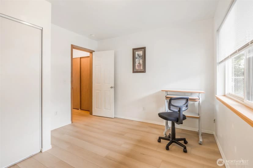 Property photo for 5914 35th Ave Avenue S #b, Seattle photo 8