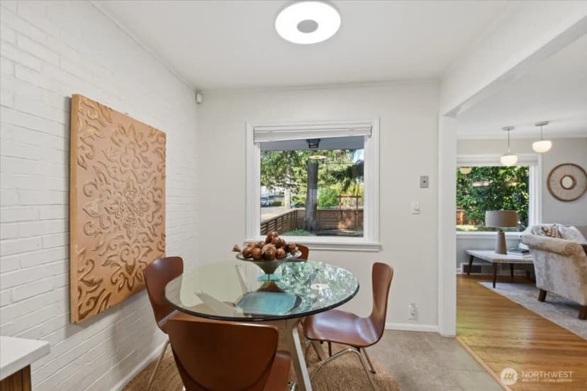 Property photo for 11058 17th Avenue Ne, Seattle photo 6