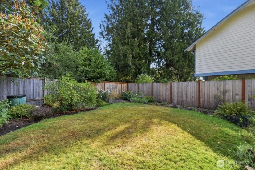 Property photo for 11058 17th Avenue Ne, Seattle photo 25
