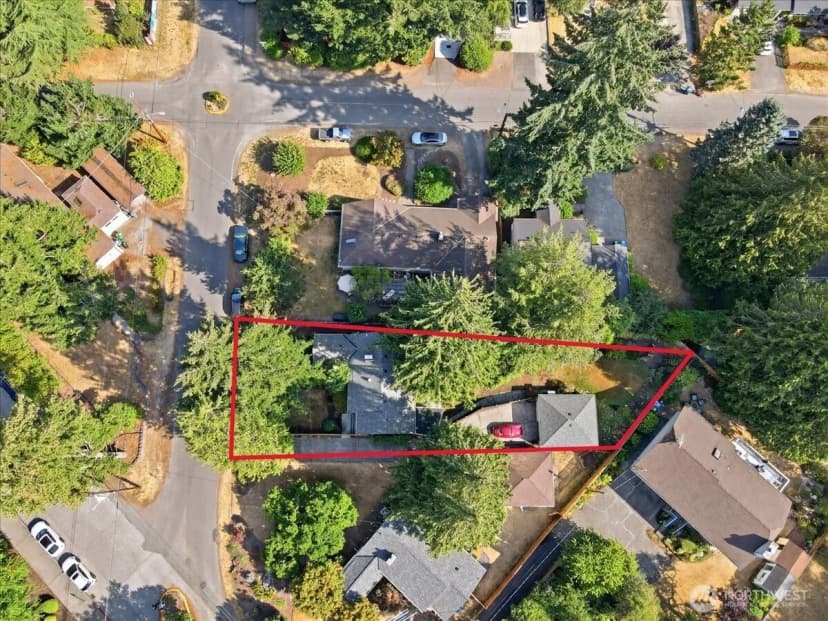 Property photo for 11058 17th Avenue Ne, Seattle photo 33
